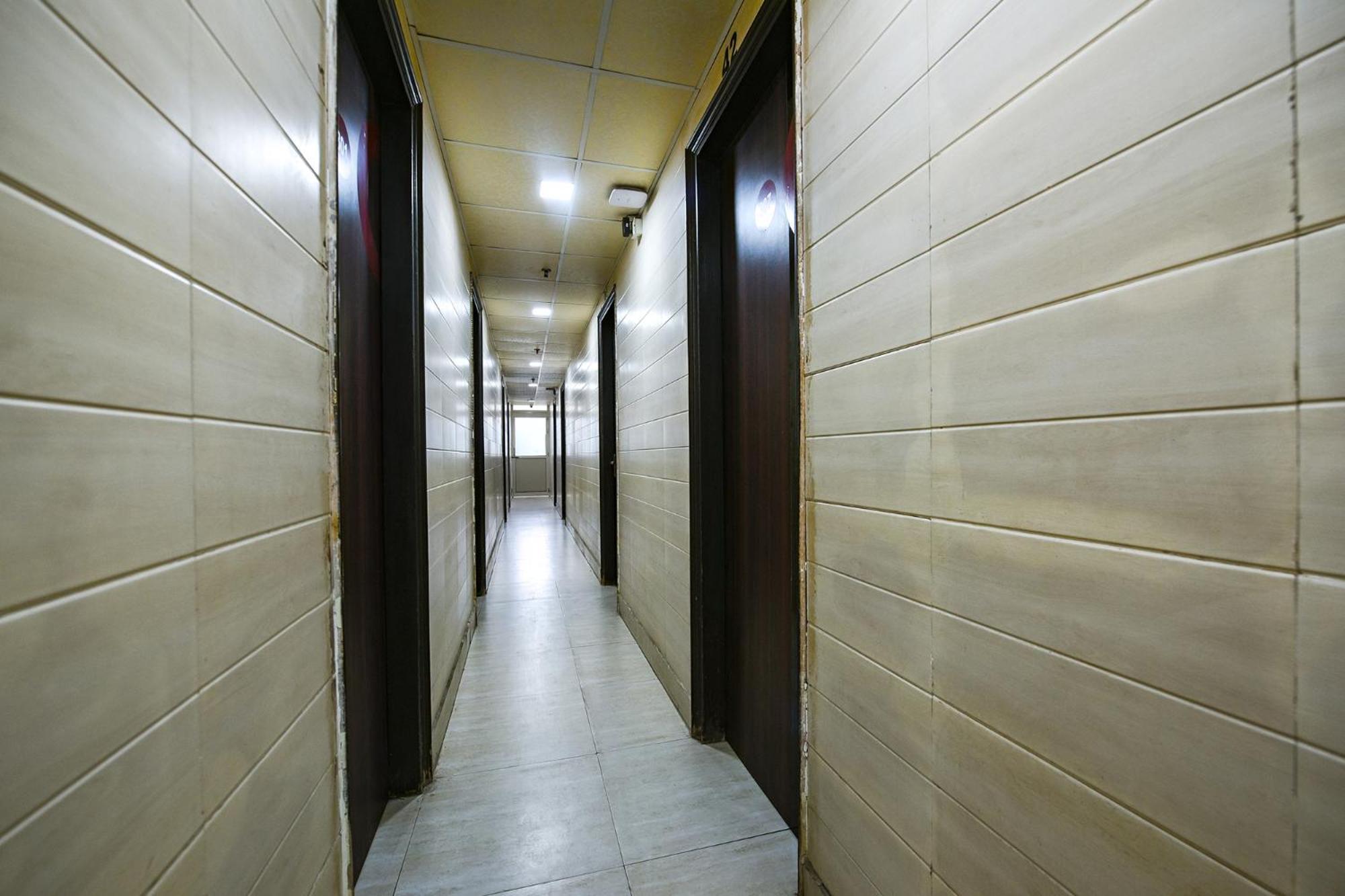 Fabhotel Model Town นิวเดลี ภายนอก รูปภาพ